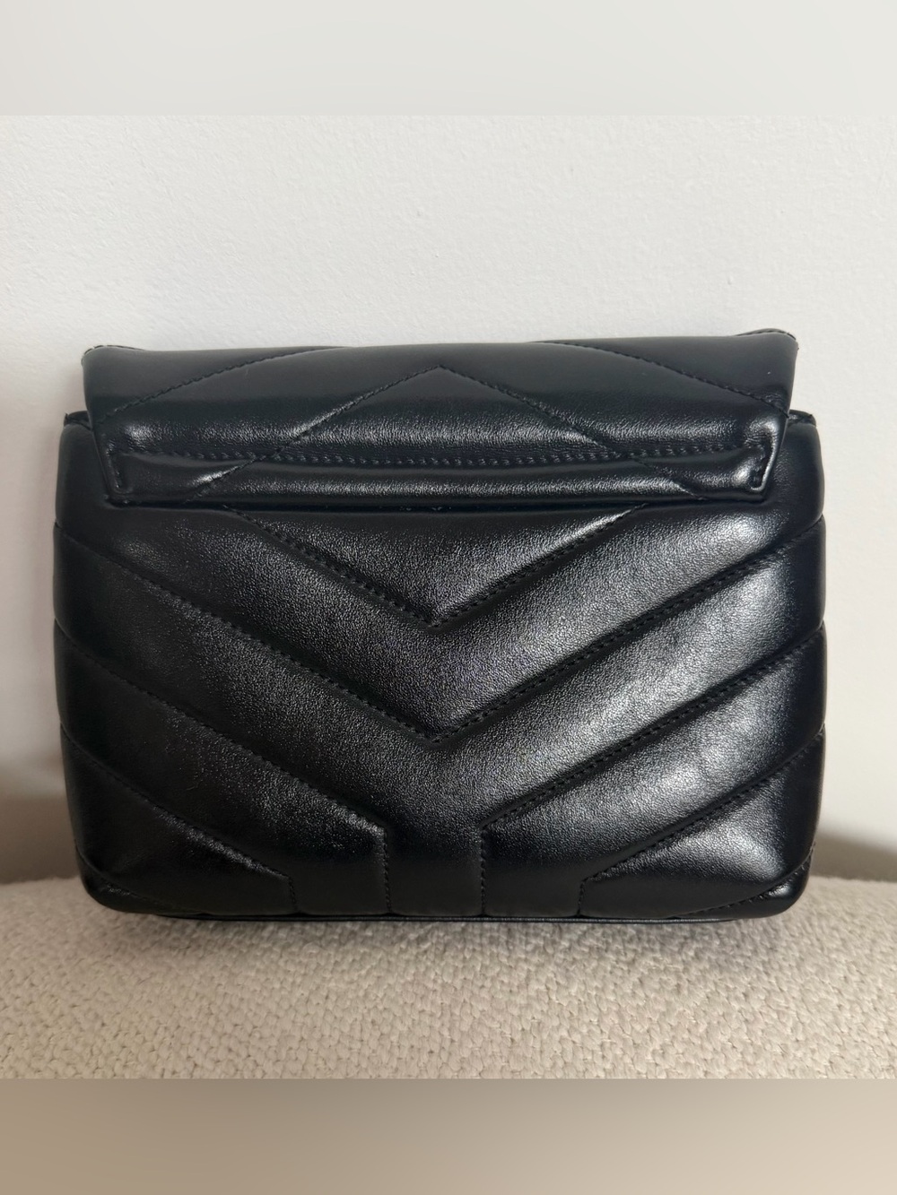 Saint Laurent Loulou Toy Black Quilted Leather Crossbody Bag - Picture 2 of 16